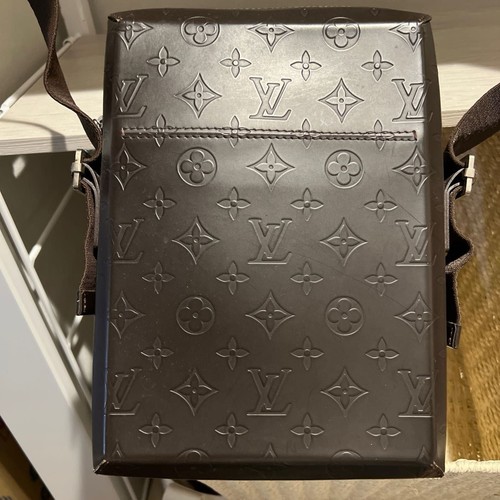 Louis vuitton - louis,