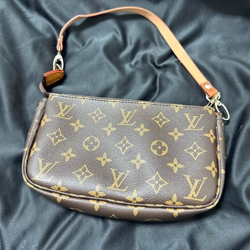 Louis vuitton monogram - louis,