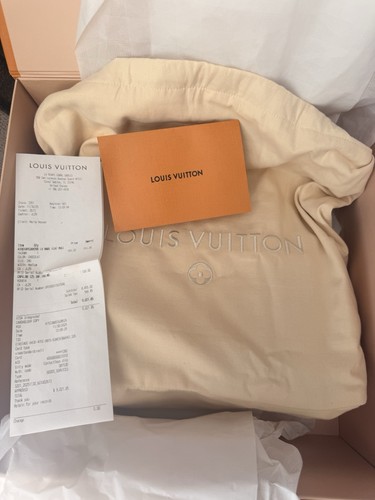 Louis vuitton - louis,